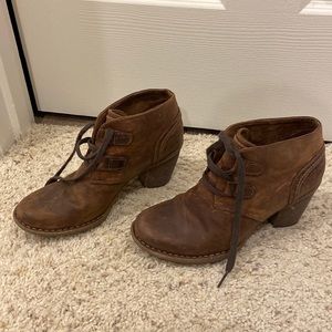Clarks Lace-up Heeled Booties